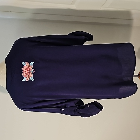 Solitaire women's enbroidery long tunic blouse. Lovely colors and fabrics. Size - Picture 6 of 7